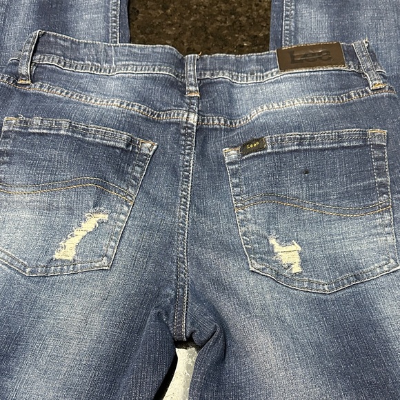 Lee Juniors or‎ Women’s Size 18 Blue Distressed Stretchy Skinny Jeans - Picture 4 of 7
